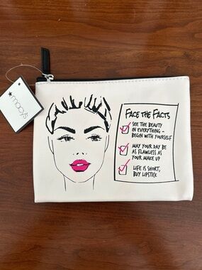 Macy's "Face the Facts" Makeup Bag - Hot Pink Lining | Brand New
